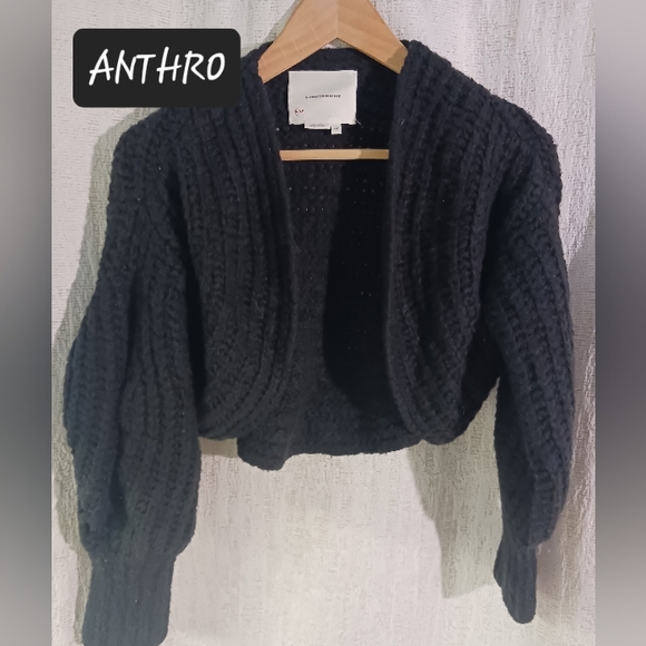 Anthropologie Sweaters - ANTHROPOLOGIE Alpaca Wool Shrug sweater womens XS petite